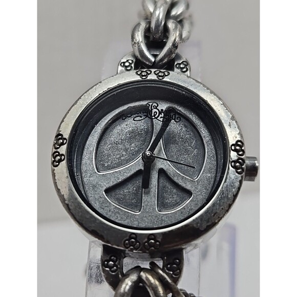 Lucky Brand Peace Sign Chain Bracelet Watch Quartz New Battery Silver Womens - Picture 4 of 12